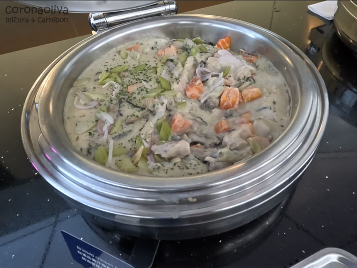 チキンのクリームソース的な