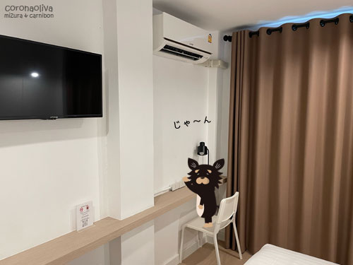 エアコンは三菱で何もかも新しい。傾いてるが