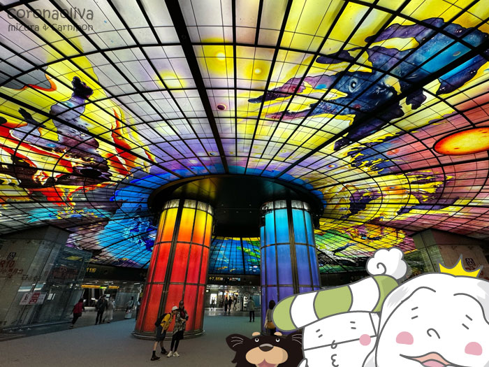 世界2番目に美しい駅舎とやらで集合写真