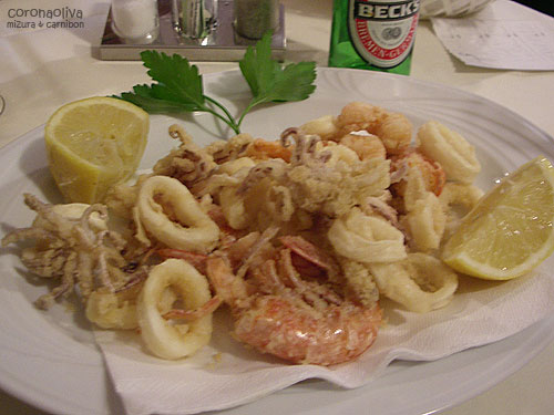 ゲフ～！昼からさすがにこれは喰いすぎですぞぉ