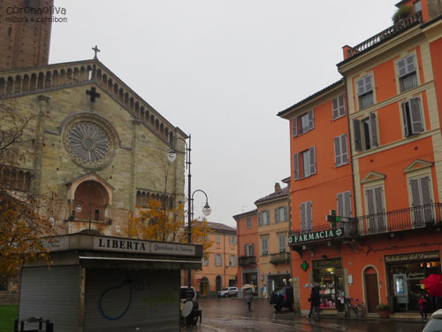 ポルティコがあれば濡れずに済むものを（恨）