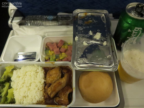 違和感あれど完食します@HKG-MXP