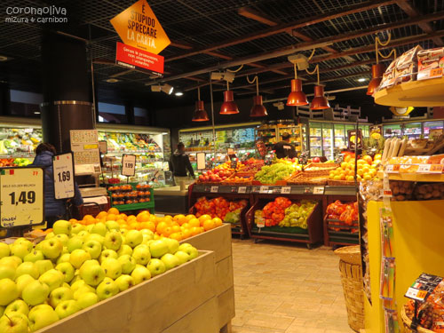 青果物は量りコーナーで値段シールを貼りましょう