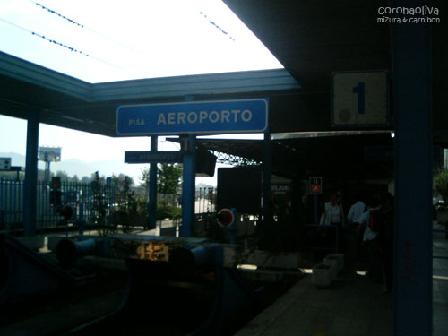 この先とんでもないことが起こるのを、二人はまだ知らない