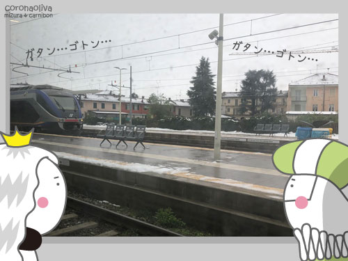途中から車窓は雪景色になりましたぁ