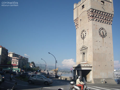 青い空と照りつける太陽がなんともピースフル