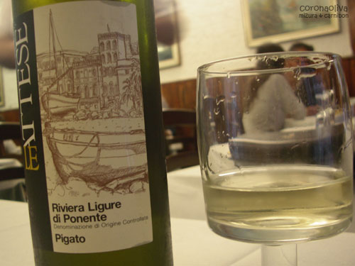 リグーリア州のピガート種から造られる辛口白ヴィーノ。これはンマい！